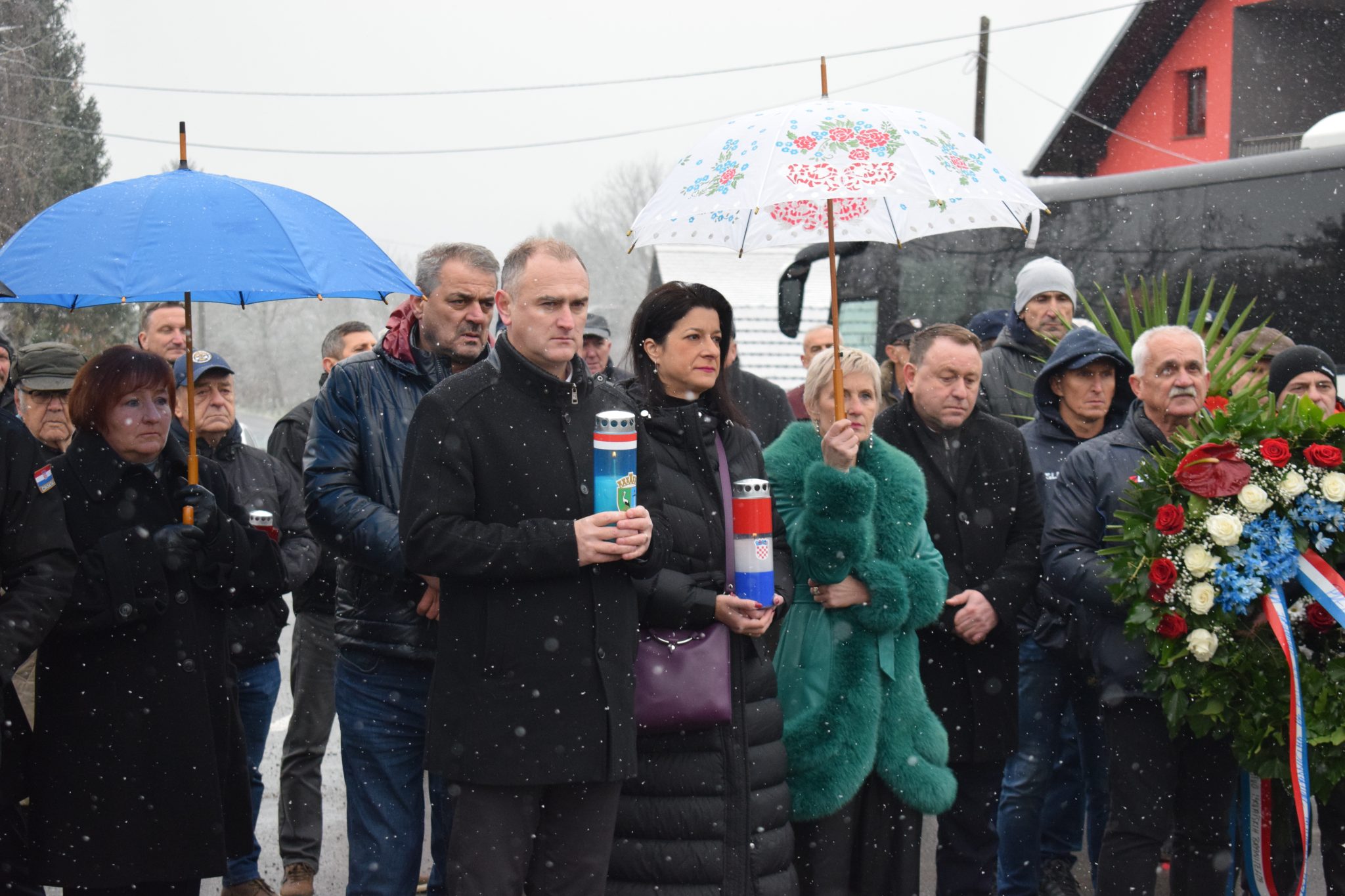 Slani Grad U Slani svečano otkriven spomenik poginulim pripadnicima 144. brigade ...
